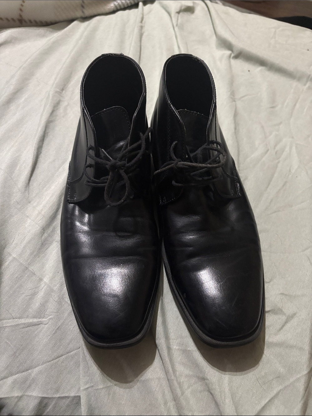 jf j.ferrar Black Leather Chukka Lace-Up Boots